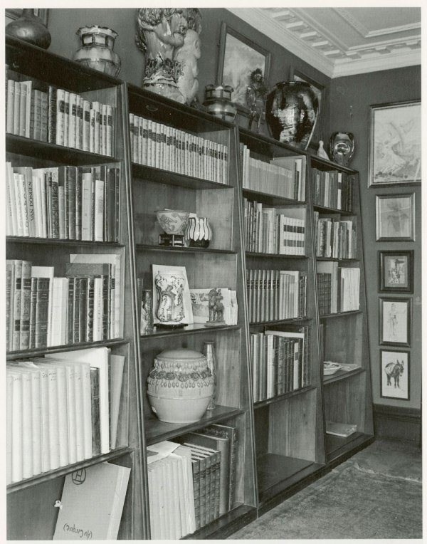 klint_bookcase_photo